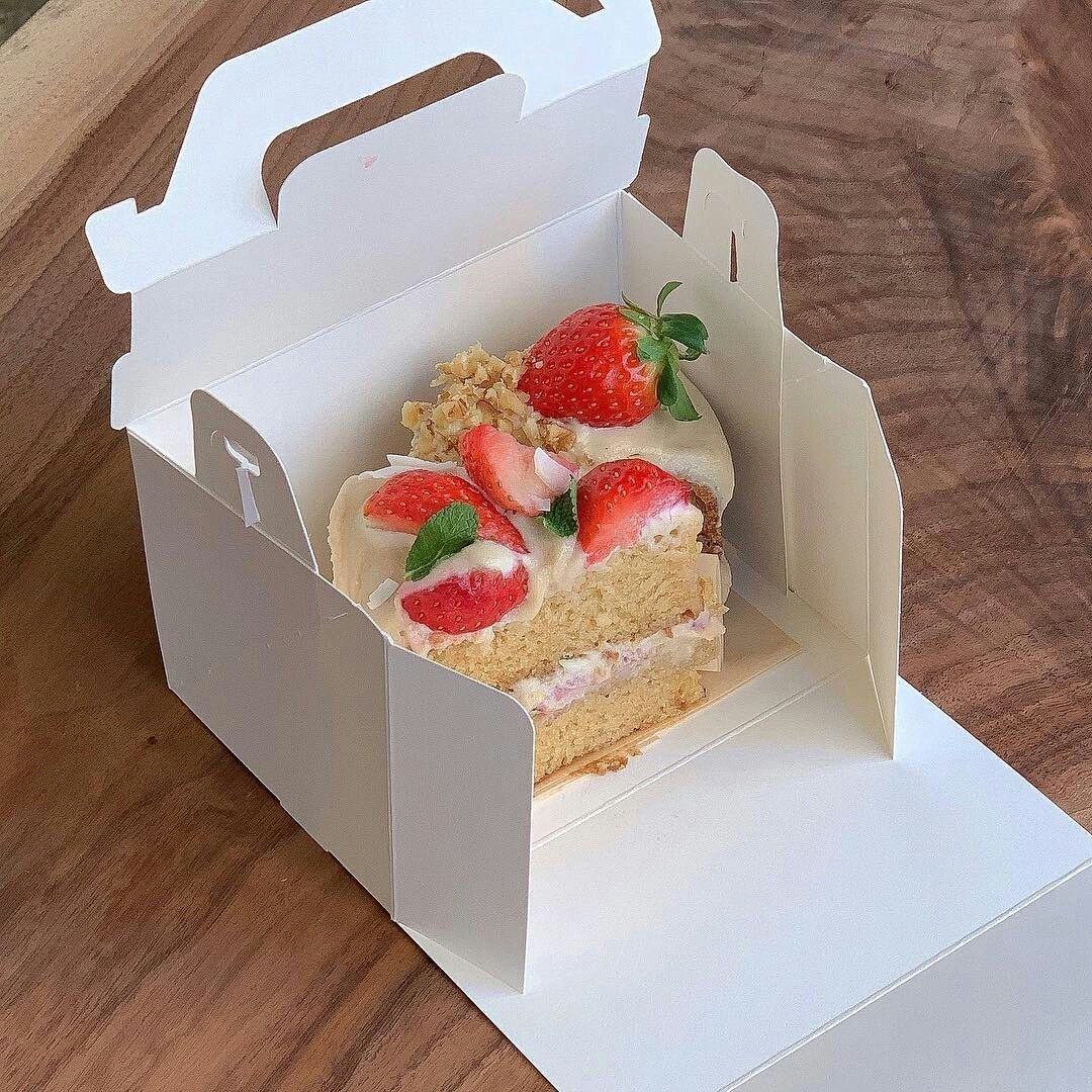 Custom Cake Slice Boxes